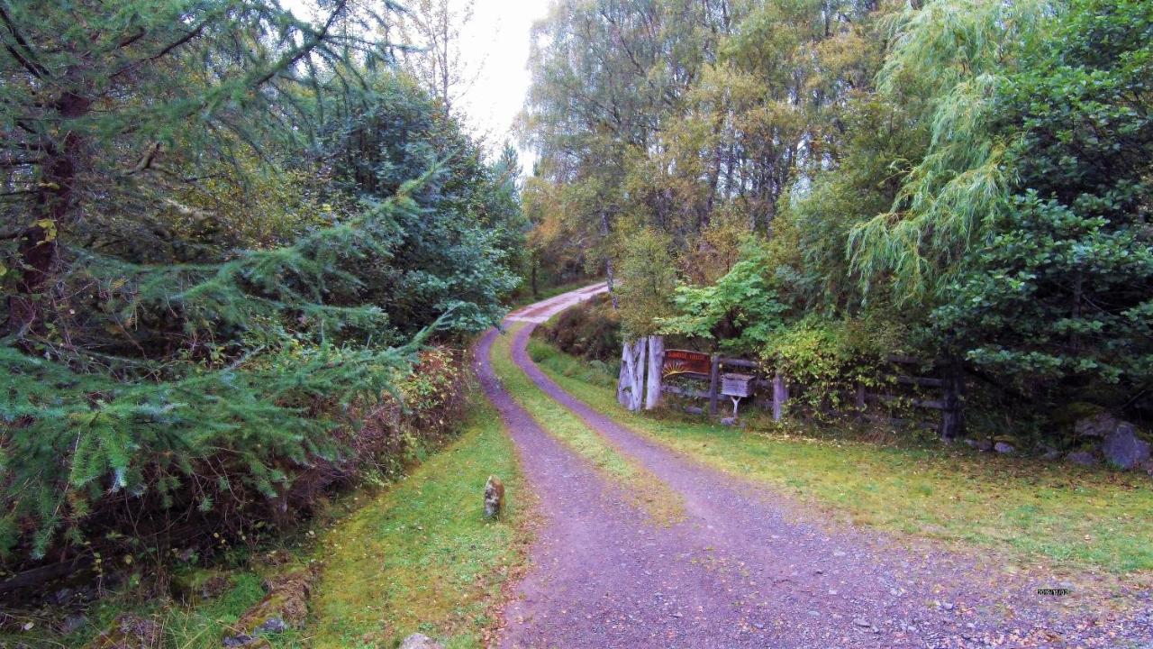 Sunrise House Hotel Inverfarigaig Екстериор снимка