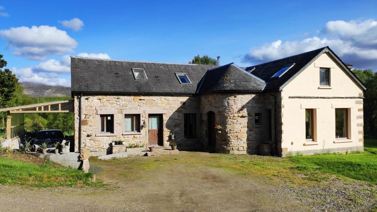 Sunrise House Hotel Inverfarigaig Екстериор снимка