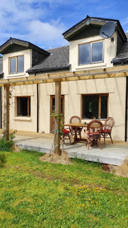 Sunrise House Hotel Inverfarigaig Екстериор снимка