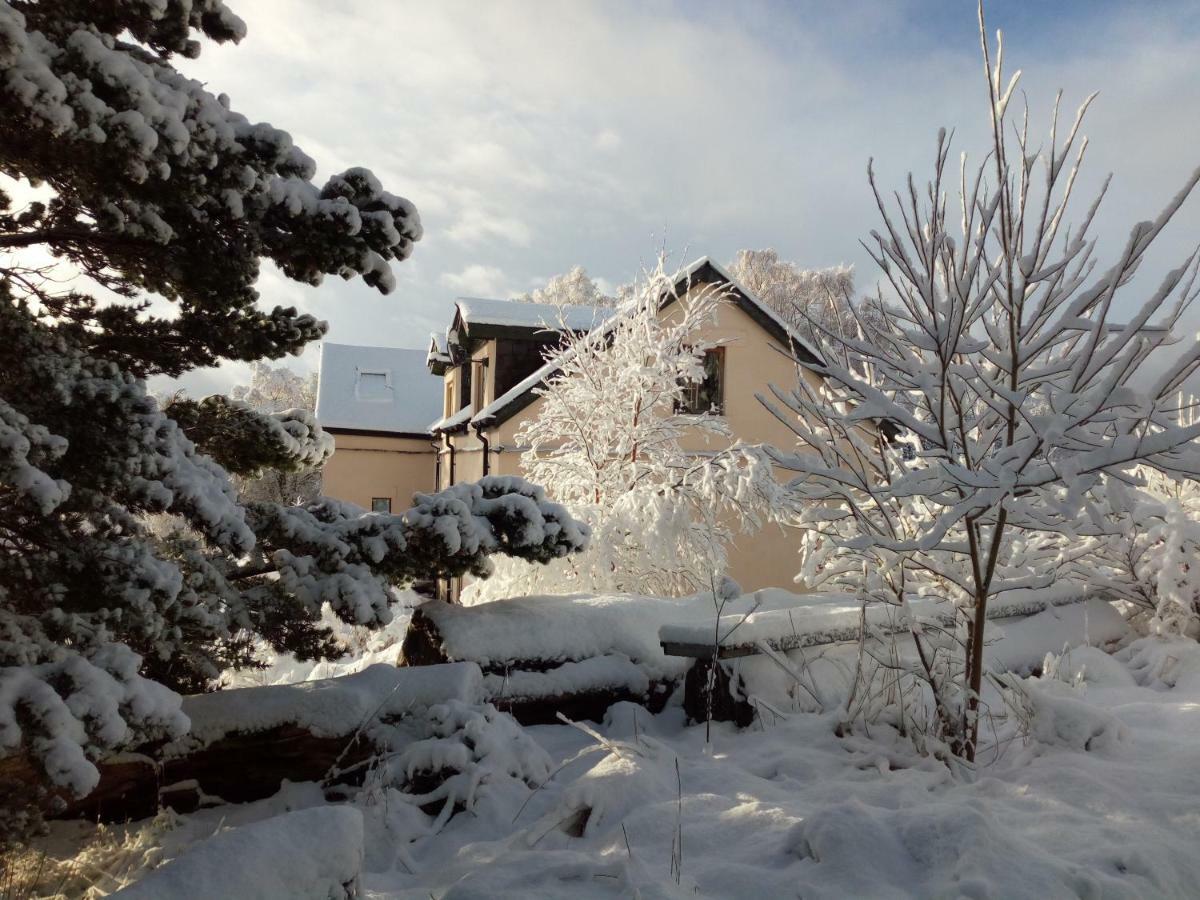 Sunrise House Hotel Inverfarigaig Екстериор снимка