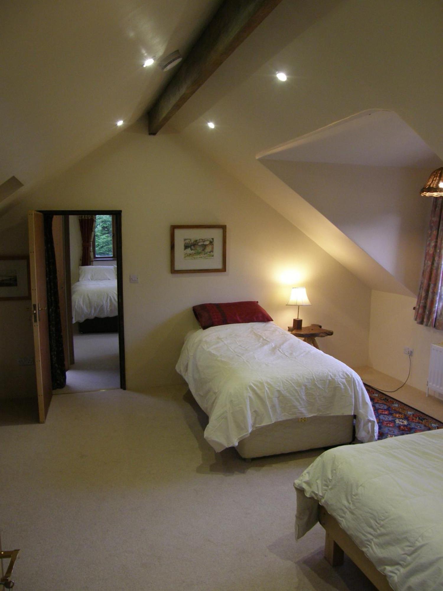 Sunrise House Hotel Inverfarigaig Екстериор снимка