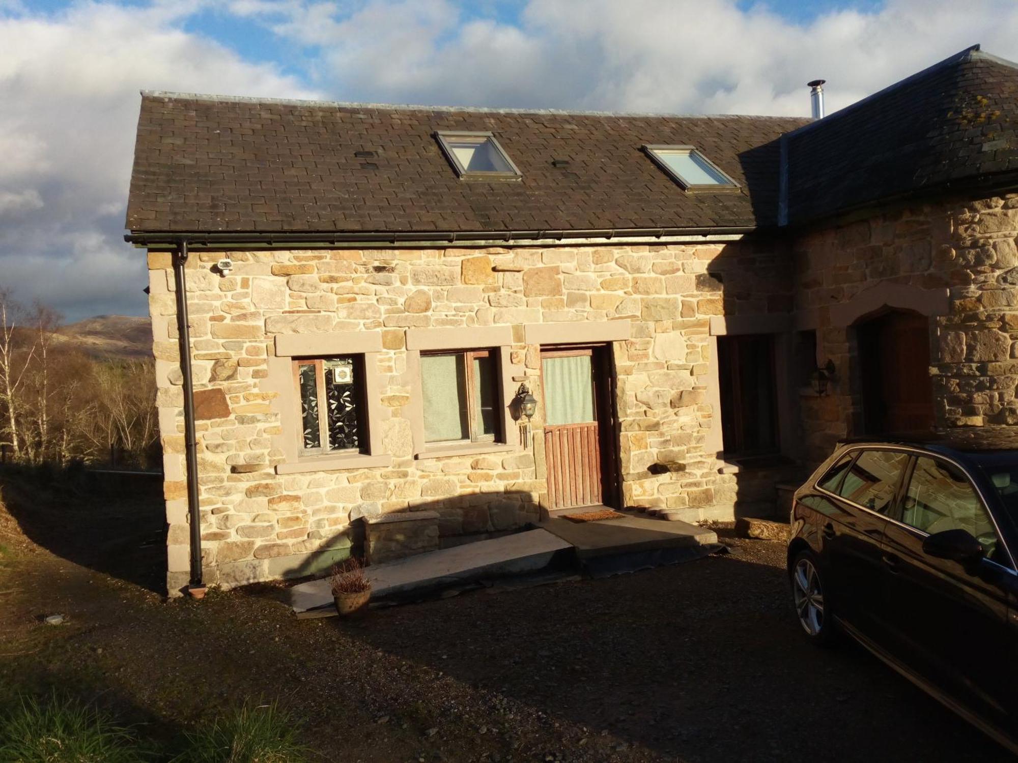 Sunrise House Hotel Inverfarigaig Екстериор снимка